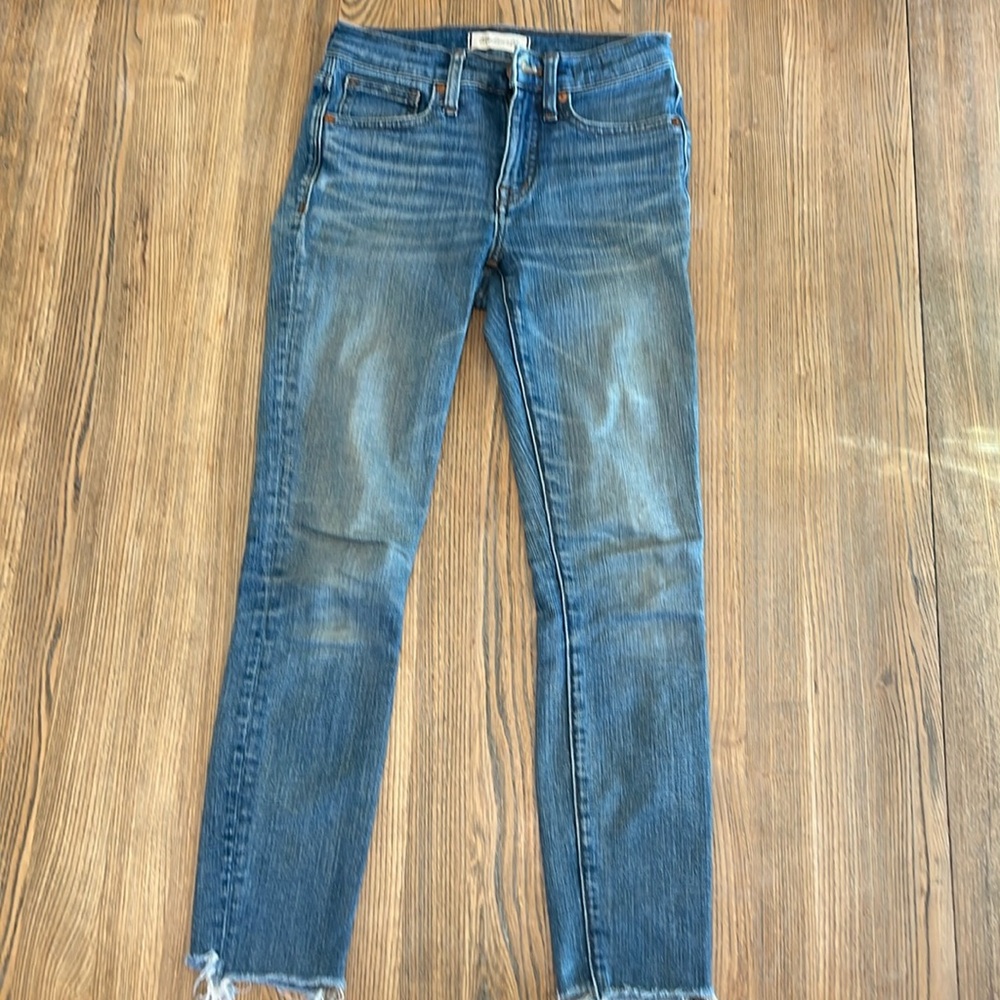 Women’s Madewell jeans.